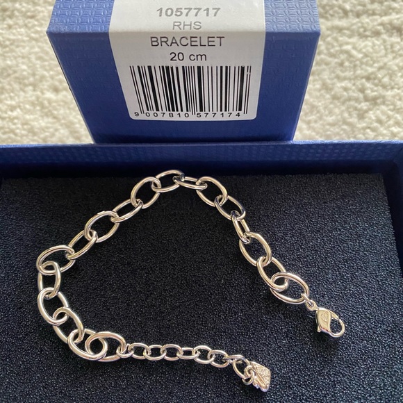 Swarovski bracelet with charm - Picture 5 of 5